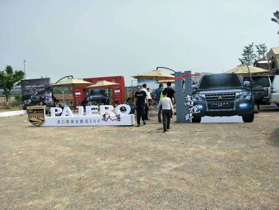 自去年2018款帕杰罗上市以来,销量稳步提升,其“进口高端全路况SUV”的全新定位及傲视同级的“七高优势”,迅速得到了消费者的认可。如