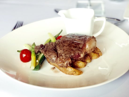 春城正美 轻奢悦行 与沃尔沃S90一起感受北欧