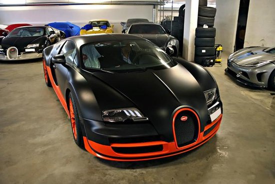 9032842.jpg