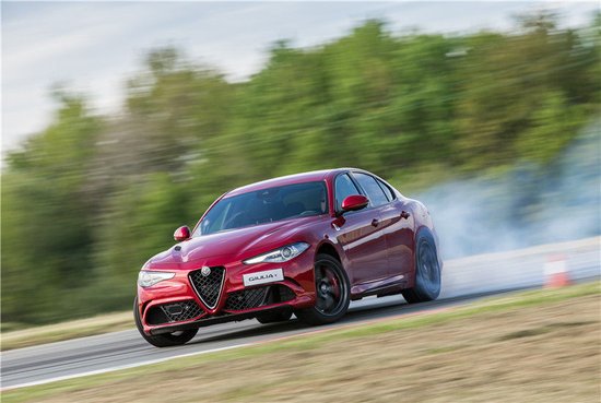 一款真正的阿尔法·罗密欧回归