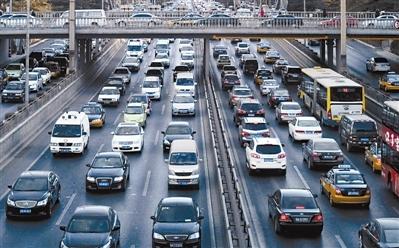 南京机动车保有量破200万 平均每天上牌956辆