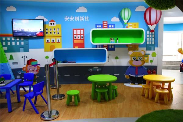 宝马儿童安全体验馆 谱写安全教育新篇章