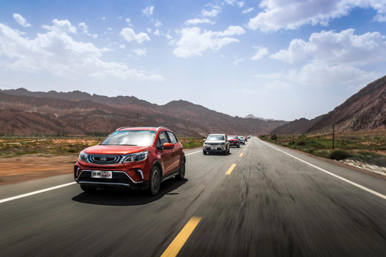 10月吉利逆市热销128986辆 远景X3销量再破万 累计圈粉超13万