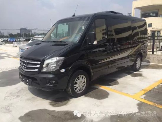 泰州汽车城奔驰房车订制中心斯宾特现车到店!