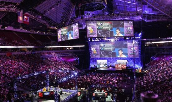 电子竞技大赛首次登陆武汉华中车展 草莓或现