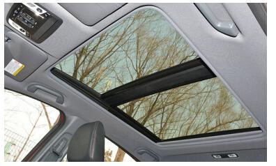 最大的天窗最大的屏 最强的玩家最牛的车