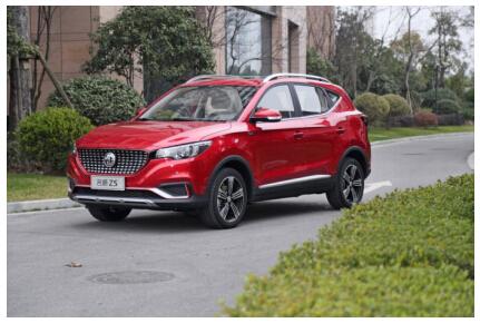 最大的天窗最大的屏 最强的玩家最牛的车