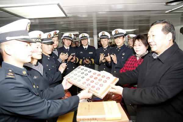 江苏一对拥军兄妹接过父母接力棒 致力拥军十