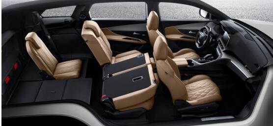 东风标致5008全球震撼上市 开创7座SUV市场新格局