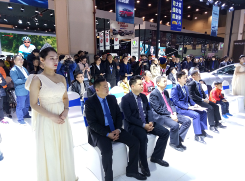 东风标致5008五座精英版亮相大河车展