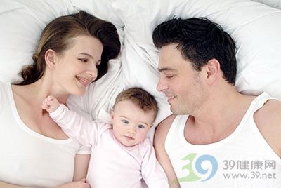 几个月的宝宝可以看见妈妈 27663986.jpg