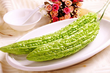 孕妇吃苦瓜是否容易引起流产?