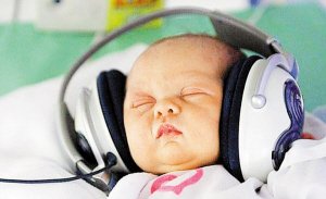 新生婴儿听古典音乐可解压
