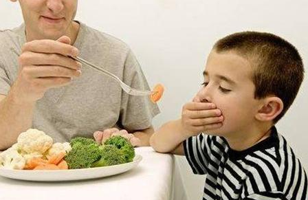 独门绝技 让孩子从此乖乖吃饭