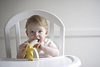 健康饮食：宝宝就餐三不宜