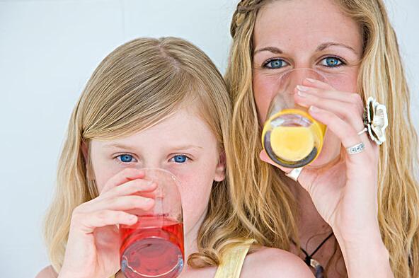 维C泡腾片会导致宝宝尿结石?