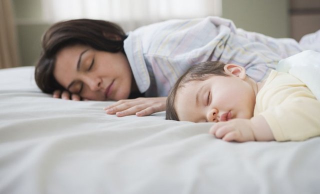 产后妈妈如何保证充足的睡眠