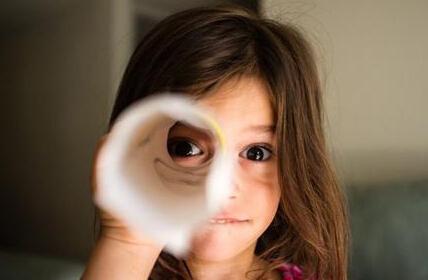 琴童近视多?学琴娃用眼法则