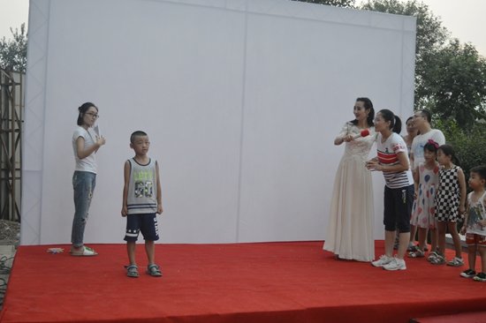 哈罗城首届露天电影活动圆满结束_频道-保定