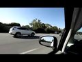 谷歌自动驾驶汽车在高速上行驶