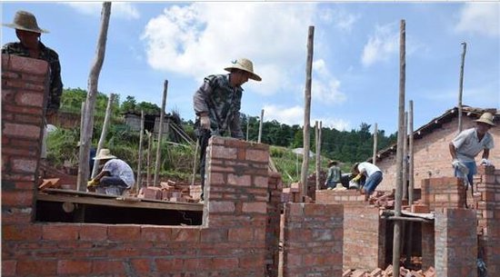 上思县南屏瑶族乡大力开展炉子改造设计烤地瓜危房图纸工作 上思县南屏瑶族乡大力开展炉子改造设计烤地瓜危房图纸工作