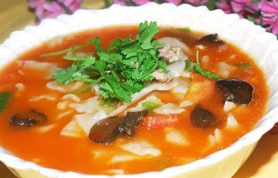 谁说都是硬菜 这也有暖心暖胃的汤水美食