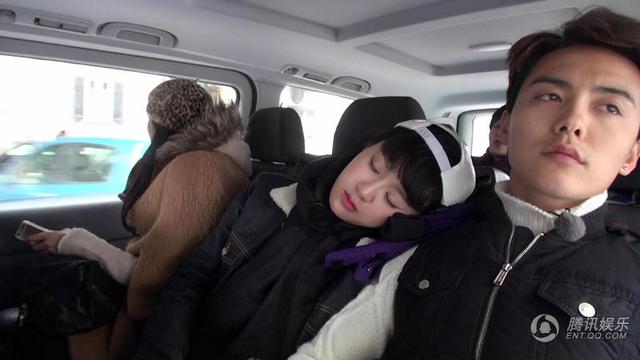 《<em>花样姐姐</em>》马天宇成杨紫人肉<em>枕头</em> 志玲遇冷