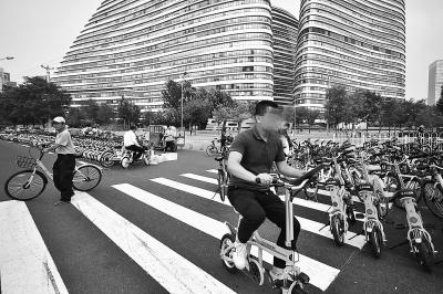 车牌、不显示时速 北京被叫停的共享电单车仍