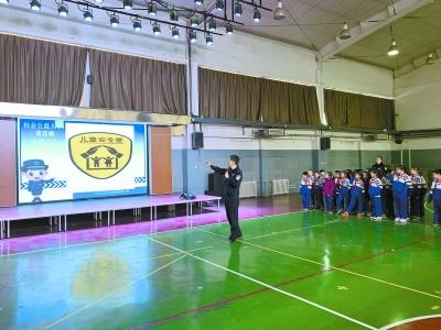 北京市大兴区设立60所儿童安全屋 保障学生出
