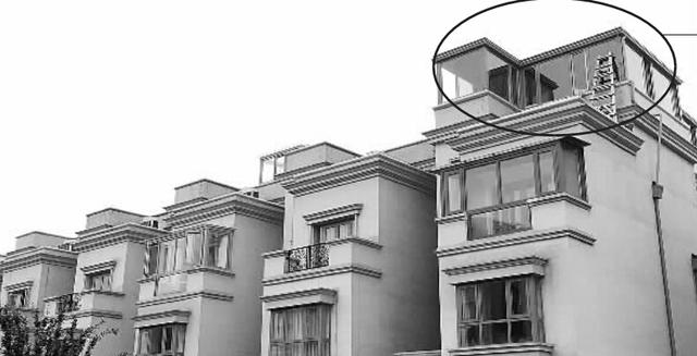 加盖酿惨剧 难挡违建施工