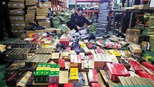 圆通快递被曝运假烟:涉及2600多个包裹