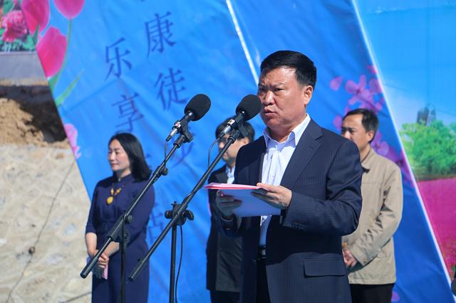 易县县长刘杰致辞