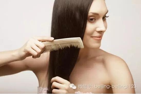 秋天是<em>掉头发的季节</em>,怎么做才少掉些?!_大燕网