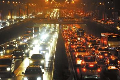 实施机动车限行拟先征民意