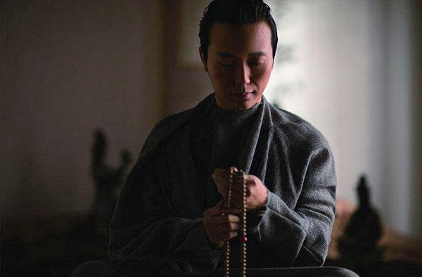 李玉刚回应出家传闻 赵宝刚怒揭影视圈潜规则