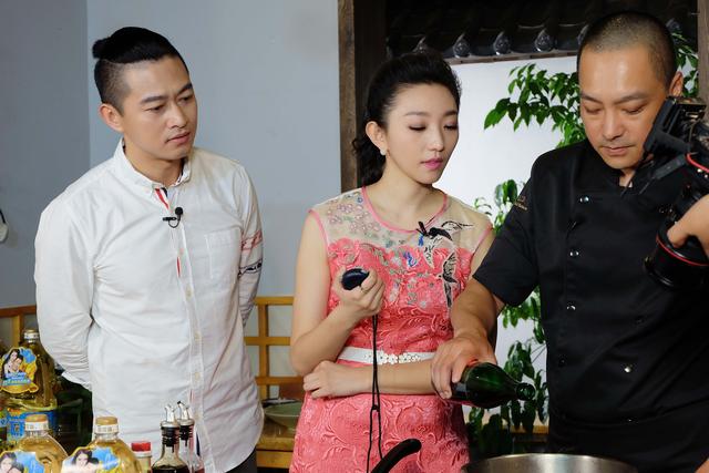 鲜肉以上 熟男未满 十年光阴裴疆童不忘初心