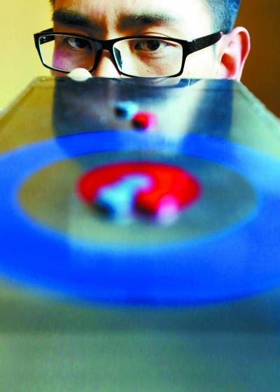 冰壶梦之队为冬奥会全力训练_大燕网北京站_