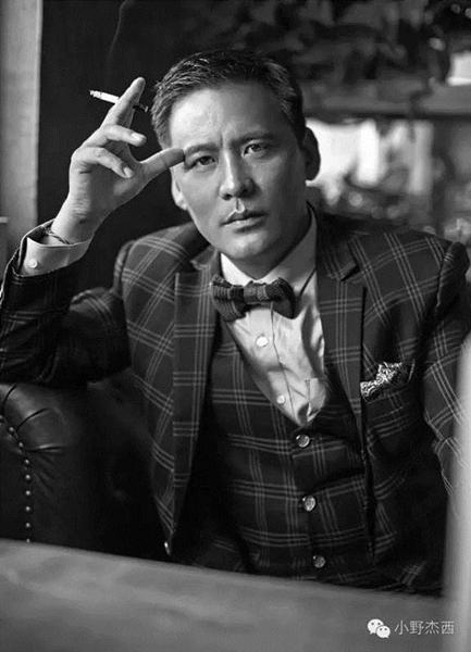 小野杰西:是镜头里的“最美的中国教师”