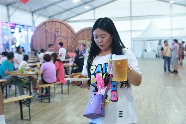 相约燕京啤酒文化节 青春永不散场
