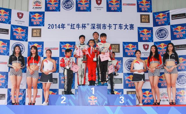 深圳卡丁车赛6组齐竞速 TVB明星黄长兴亦参赛