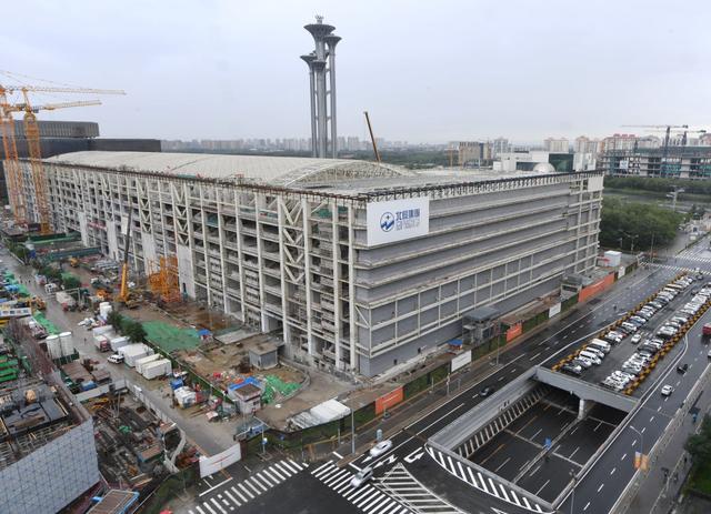 提前76天！北京冬奥会主新闻中心主体结构圆满封顶
