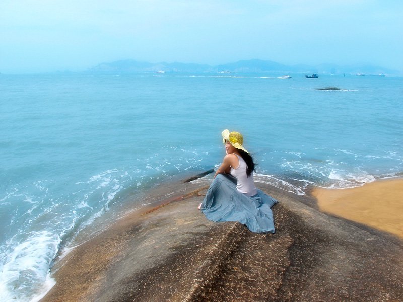 雪干云净见遥岑 -- - 鼓浪屿的建筑和伪文艺女青