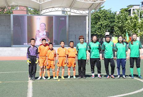 海淀教师进修学校附属实验小学举行首届足球