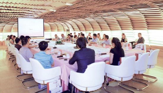 北京房协召开2013年北京房地产市场形势分析研讨会