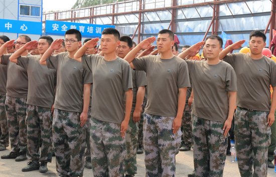 中建八局中建梦 劳动美 职工情农民工慰问演