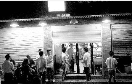 成都烤鱼排行榜_路边摊才是成都的烟火食堂(2)