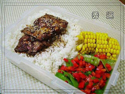 简谱的盒饭_快餐盒饭图片