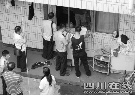崇州1日发惨案 男子杀死叔叔婶婶后主动报警