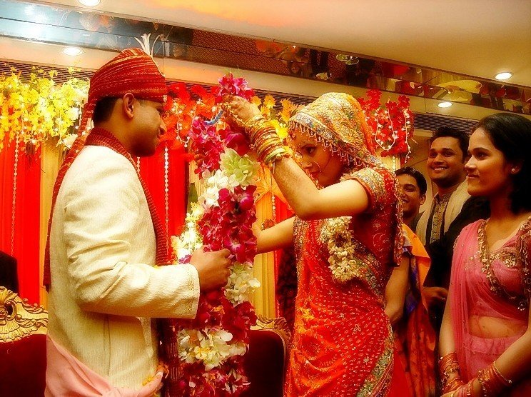 组图:世界八大经典结婚习俗之印度婚礼_国外旅