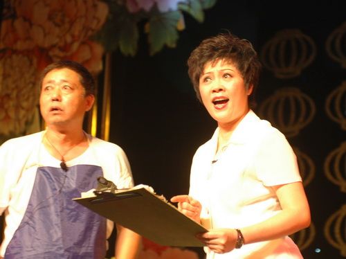 宜宾市:隆重举行第八届戏剧小品比赛(2)_新闻滚